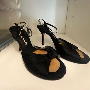 Nina black high heals. Size 8.5
